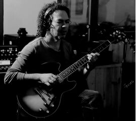Lezioni di Chitarra Moderna, Armonia e Tecniche per l'Improvvisazione