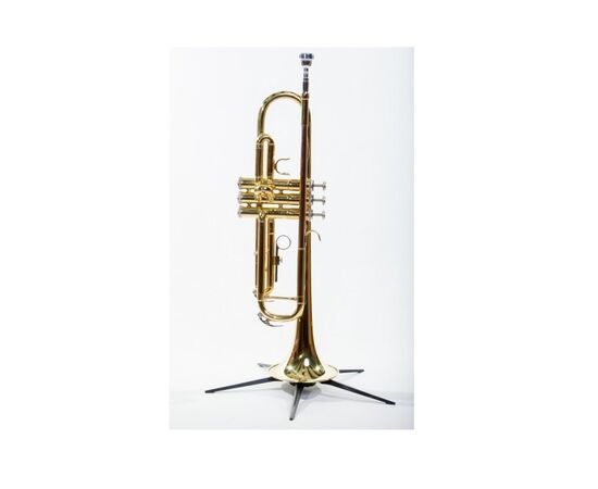 Conductor M5210 lacquered Bb trumpet